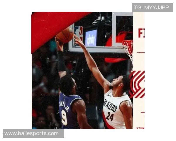 布朗尼被包夹失误库里反击背传希尔德意外失球引发争议